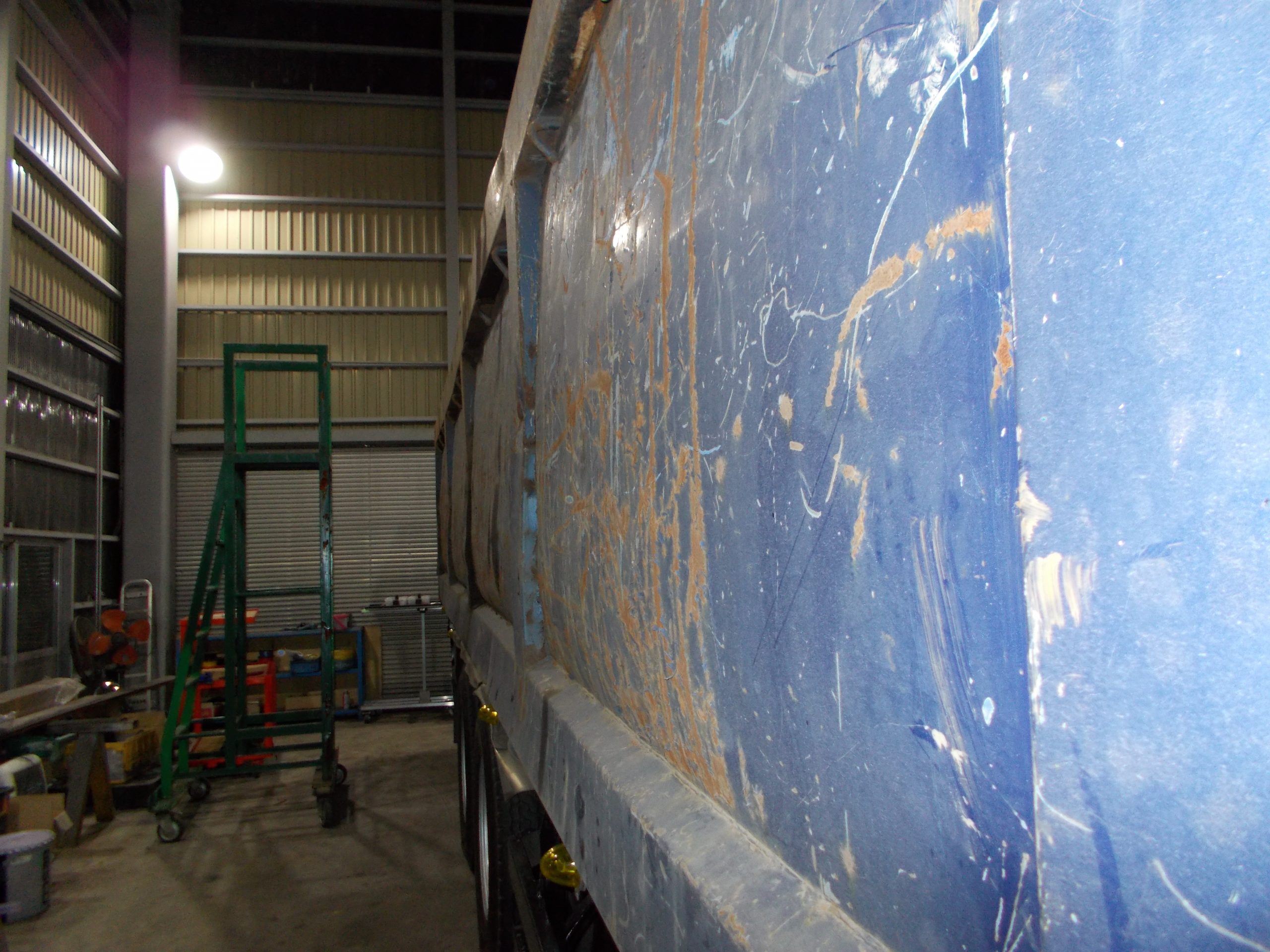 スエーデン鋼　ボディ修理