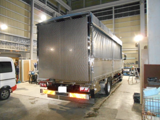 農事組合法人大進農場様の家畜運搬車(牛)のゲート取り替えの修理依頼最終回 農事組合法人大進農場様の家畜運搬車(牛)のゲート取り替えの修理依頼最終回