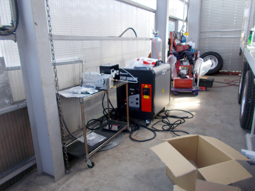 レーザー溶接お任せください。