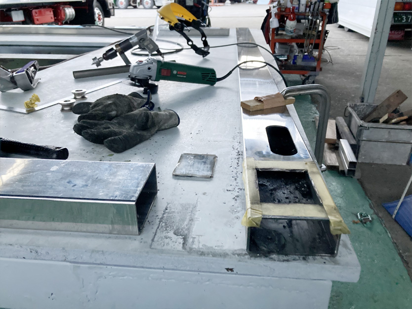 カスタム事業として